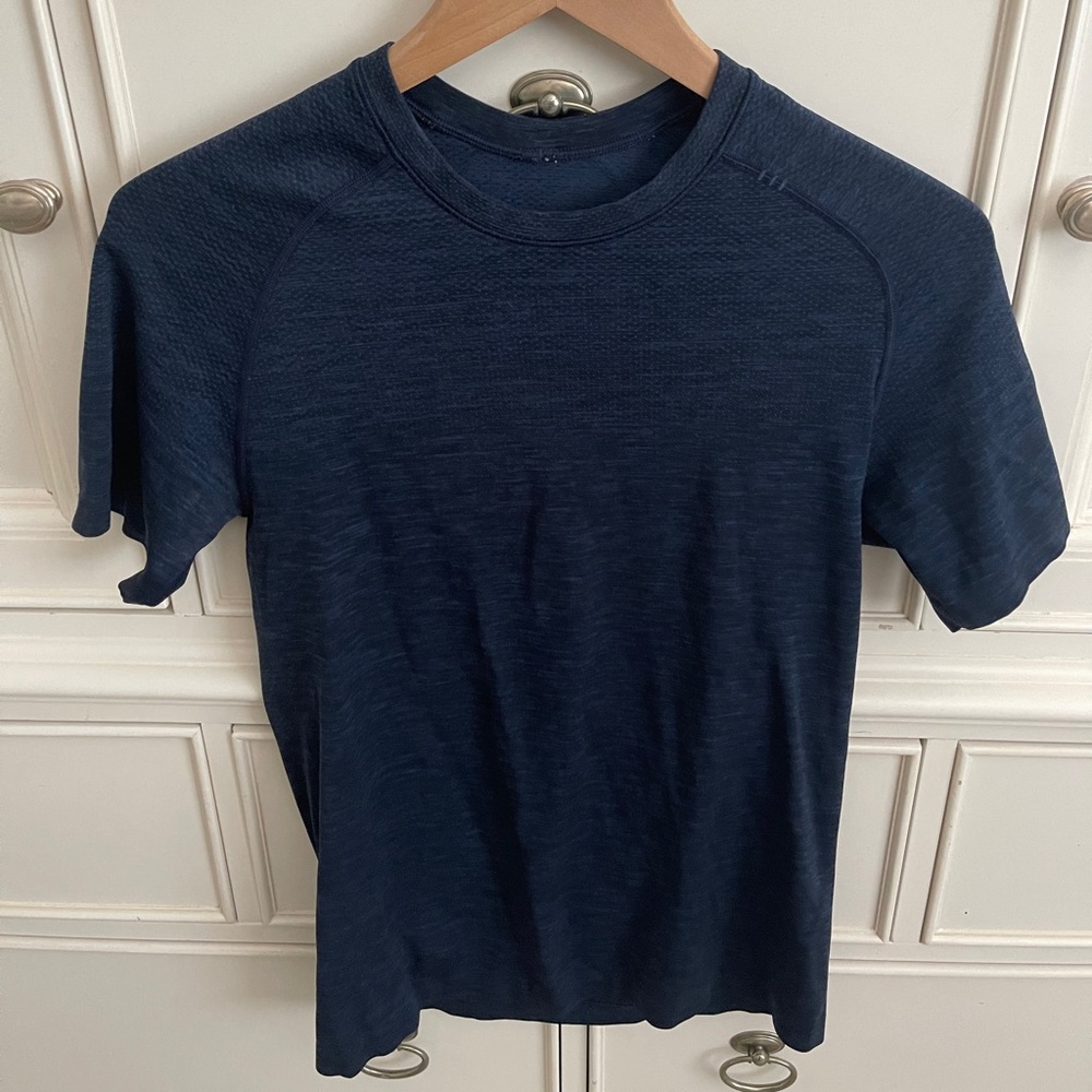 lululemon athletica Navy Short Sleeve Tee